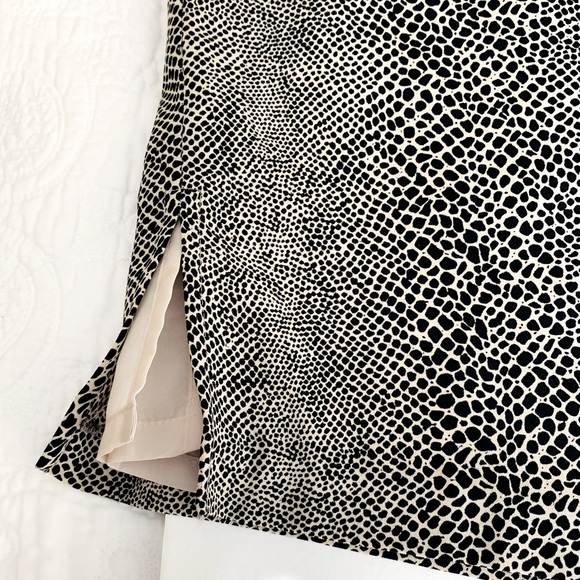 Black & cream phyton snake print sheer pencil skirt lined small side slits US 14 - Picture 4 of 11